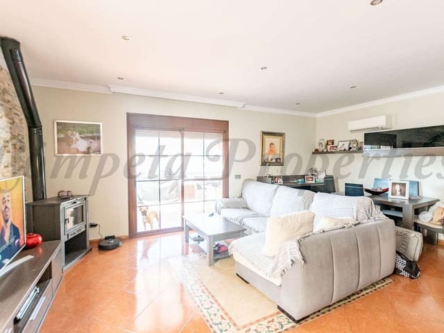 Image No.3-Maison de ville de 3 chambres à vendre à Sayalonga