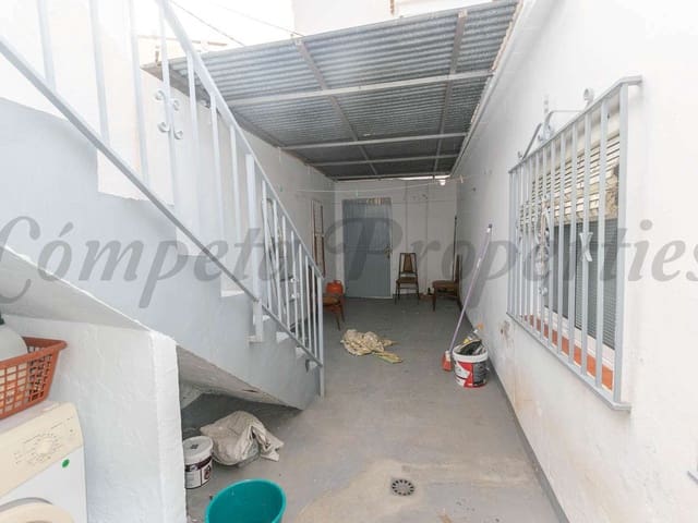 Image No.5-4 Bed Townhouse for sale