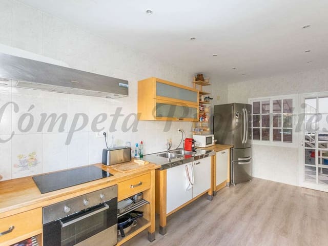 Image No.5-4 Bed Townhouse for sale