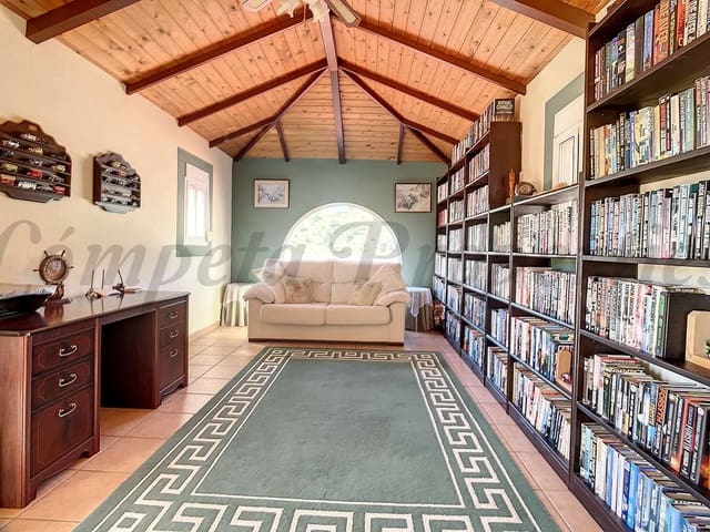 Image No.11-4 Bed Finca for sale