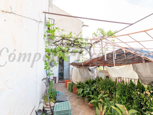 Image No.4-4 Bed Townhouse for sale