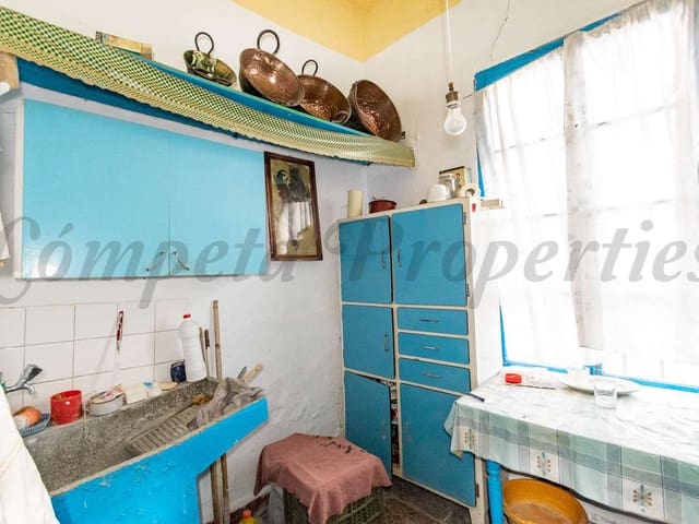 Image No.8-4 Bed Townhouse for sale