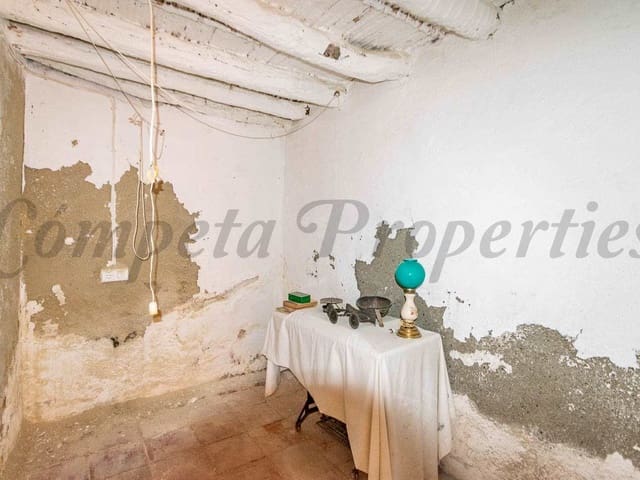 Image No.7-3 Bed Townhouse for sale