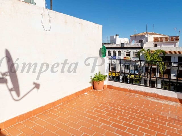 Image No.22-Maison de ville de 8 chambres à vendre à Nerja