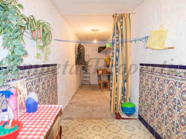 Image No.9-5 Bed Townhouse for sale