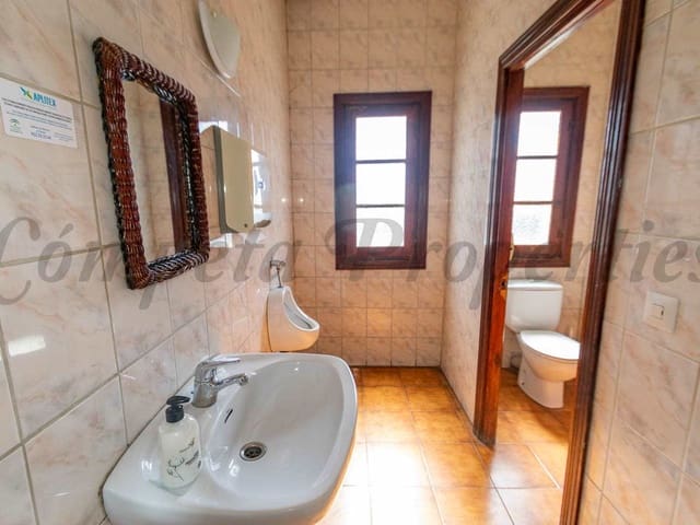 Image No.12-Villa de 6 chambres à vendre à Cómpeta