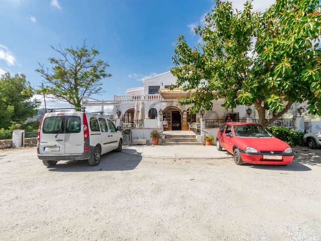 Image No.3-Villa de 6 chambres à vendre à Cómpeta