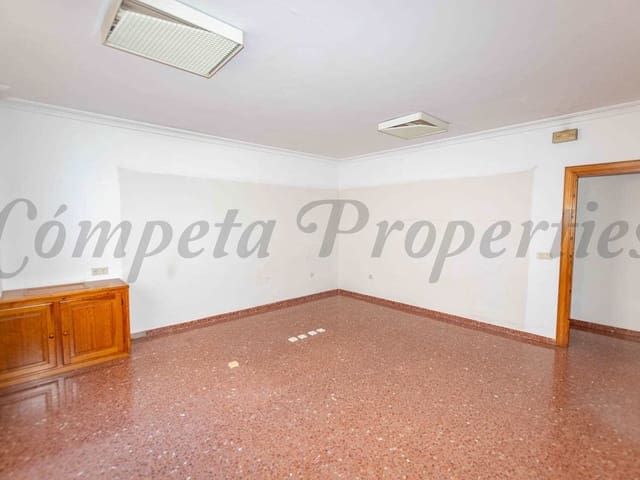 Image No.11-3 Bed Apartment for sale