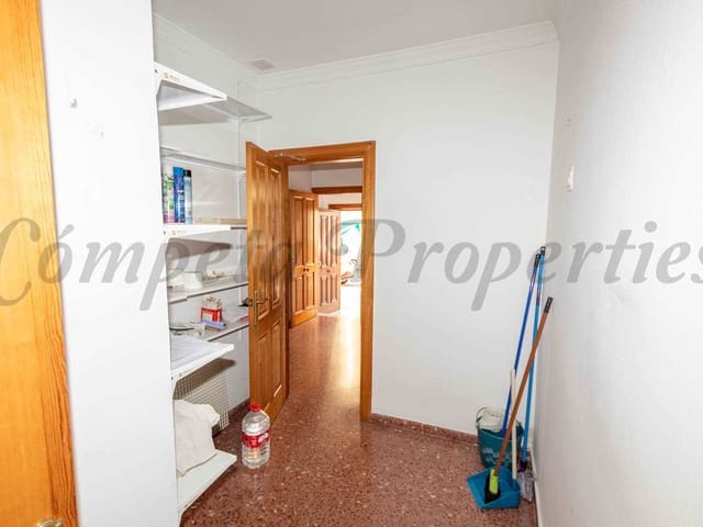 Image No.9-3 Bed Apartment for sale