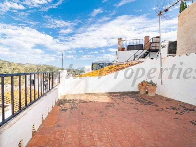 Image No.4-4 Bed Townhouse for sale