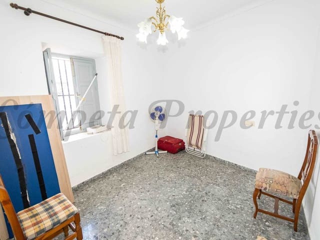 Image No.7-4 Bed Townhouse for sale