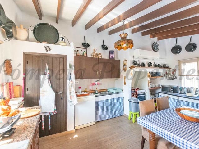 Image No.3-4 Bed Villa for sale