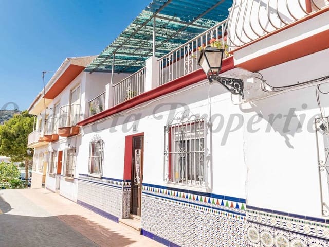 Image No.1-4 Bed Townhouse for sale
