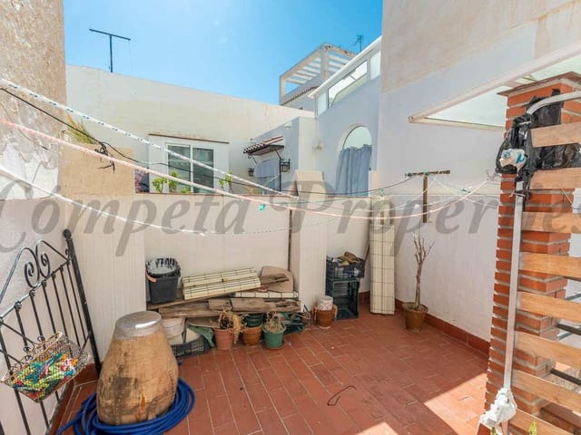 Image No.4-3 Bed Townhouse for sale