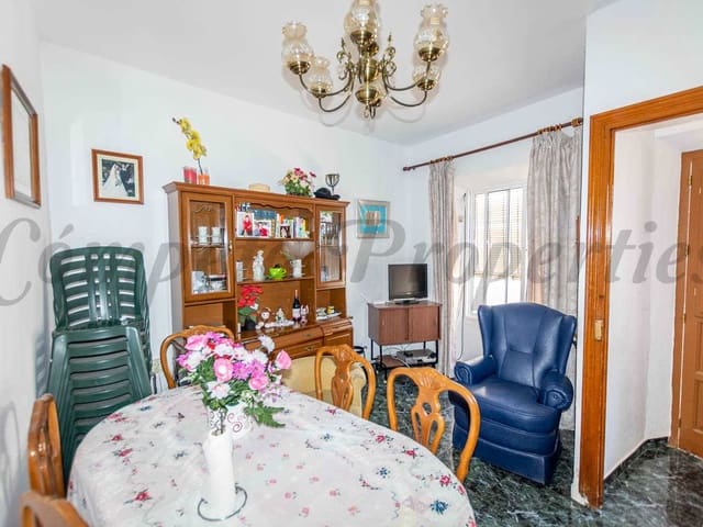 Image No.6-3 Bed Townhouse for sale