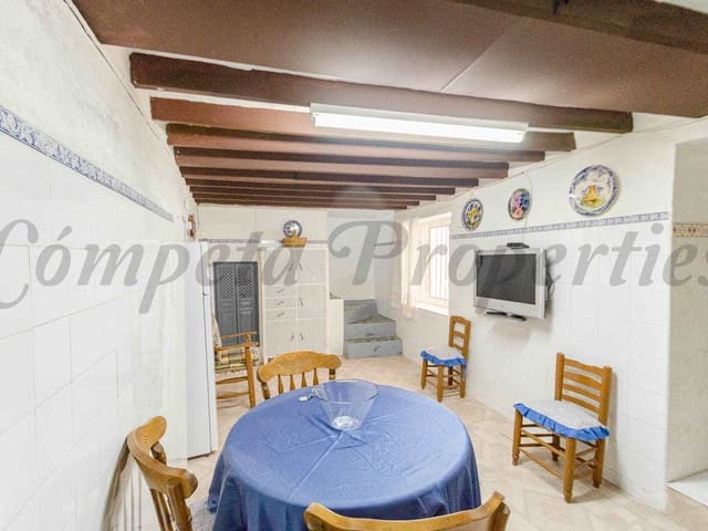 Image No.6-3 Bed Townhouse for sale