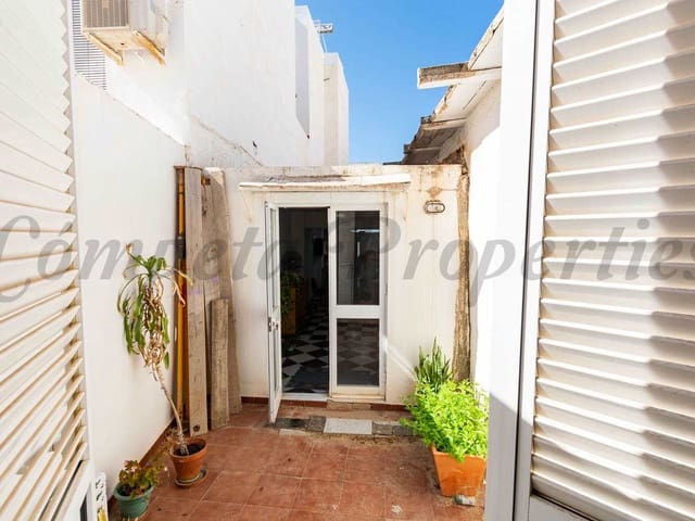 Image No.17-2 Bed Townhouse for sale