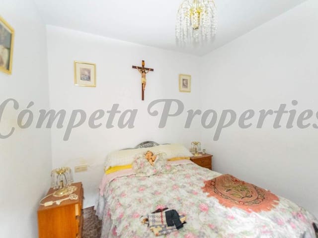 Image No.5-5 Bed Townhouse for sale