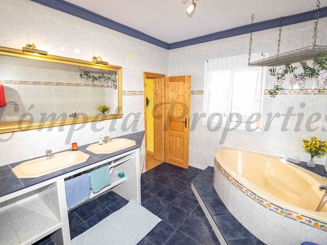 Image No.13-Finca de 7 chambres à vendre à Torrox