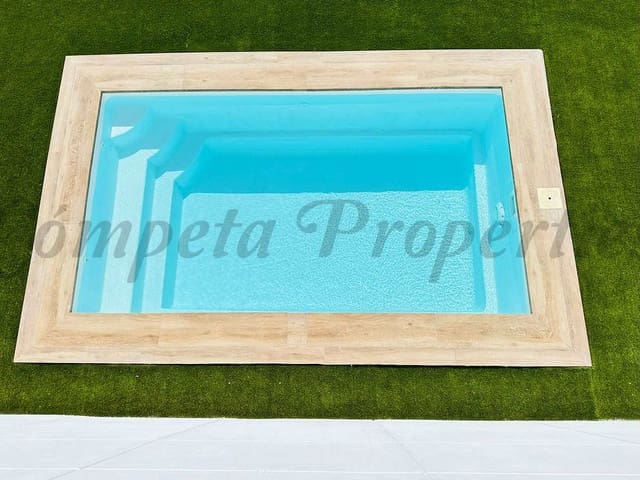 Image No.22-4 Bed Townhouse for sale