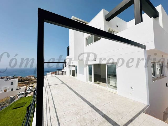 Image No.5-4 Bed Townhouse for sale