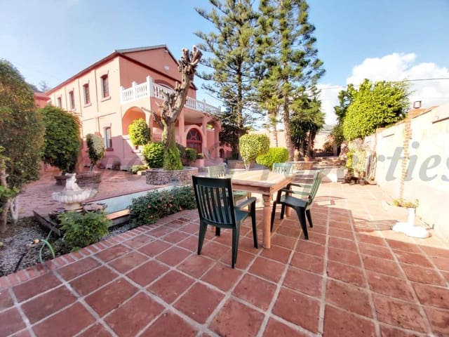 Image No.28-Villa de 4 chambres à vendre à Nerja