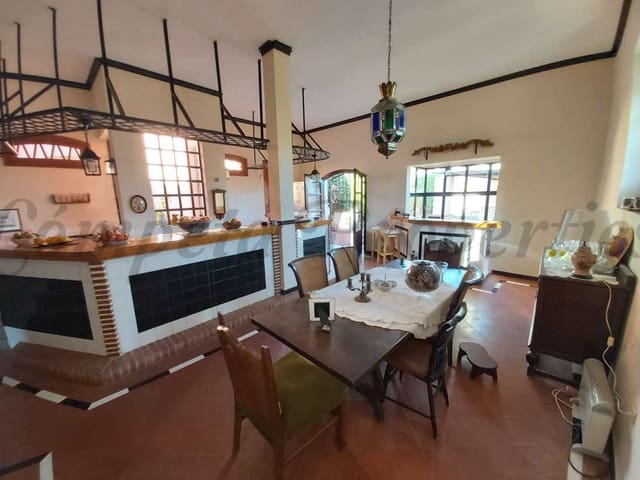 Image No.3-4 Bed Villa for sale