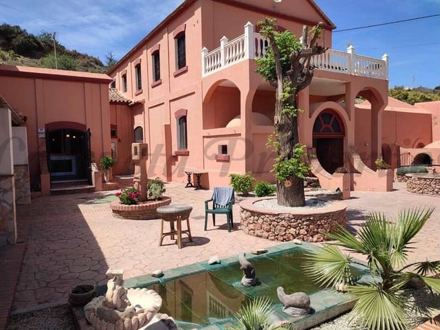 Image No.43-4 Bed Villa for sale