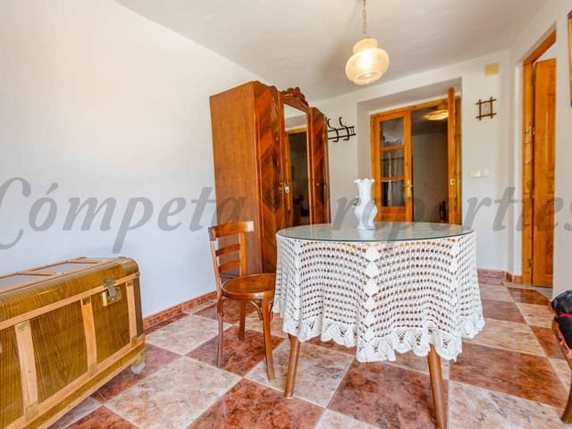 Image No.7-2 Bed Townhouse for sale