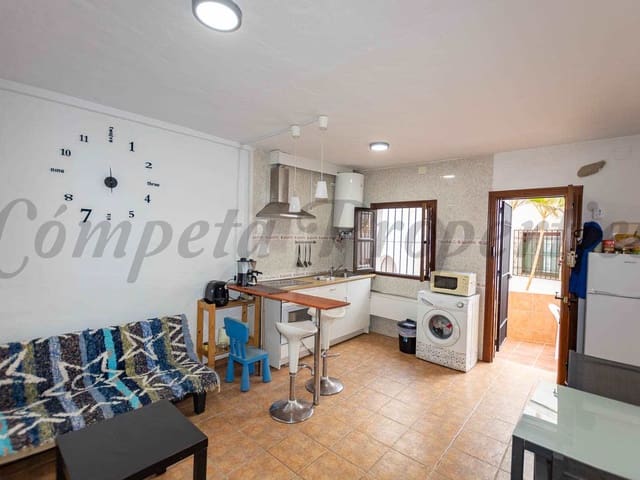 Image No.17-3 Bed Townhouse for sale