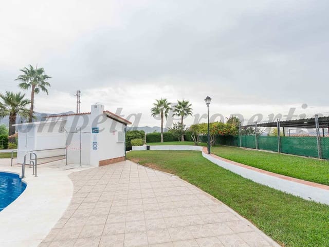 Image No.21-3 Bed Townhouse for sale