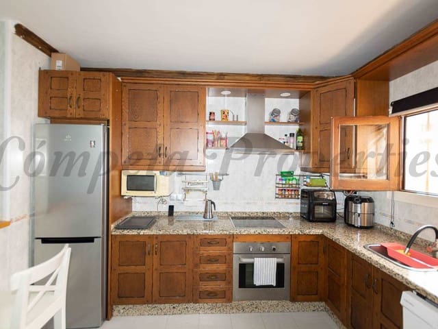 Image No.4-3 Bed Townhouse for sale