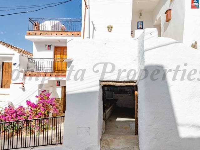 Image No.9-2 Bed Townhouse for sale