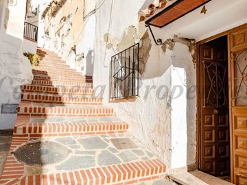 CÓMPETA PROPERTIES S.L most sold property