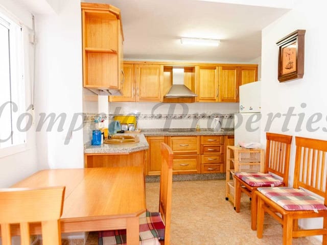 Image No.3-5 Bed Townhouse for sale