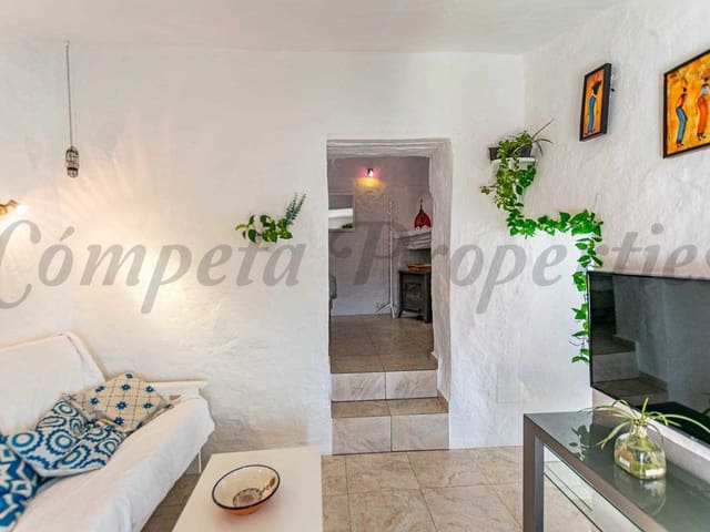 Image No.5-2 Bed Townhouse for sale