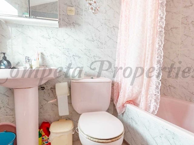 Image No.10-3 Bed Townhouse for sale