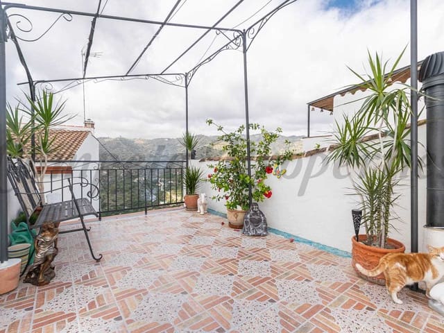 Image No.17-2 Bed Townhouse for sale