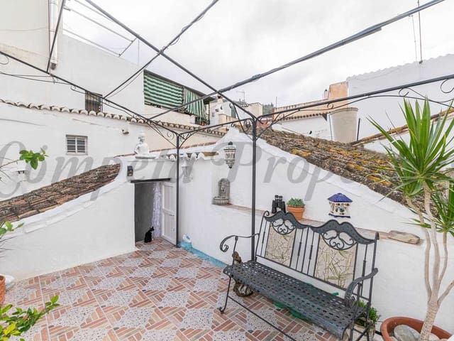 Image No.19-2 Bed Townhouse for sale