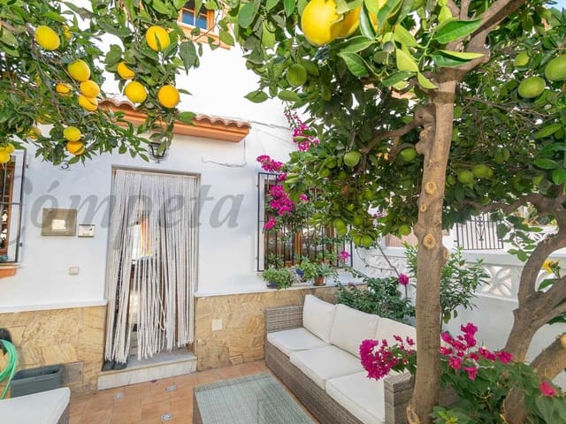 Image No.1-5 Bed Townhouse for sale