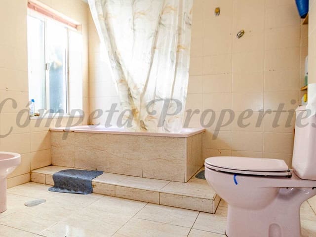 Image No.7-4 Bed Apartment for sale