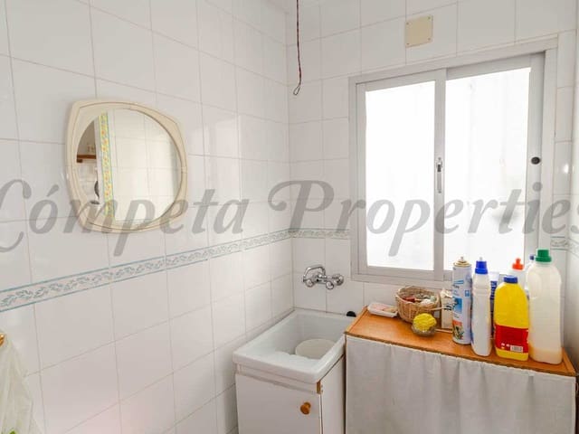 Image No.25-4 Bed Townhouse for sale