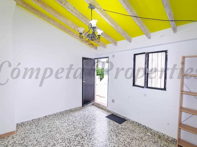 Image No.9-3 Bed Townhouse for sale