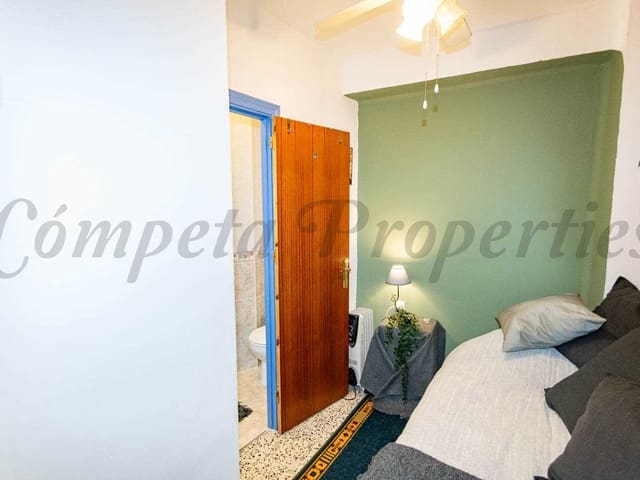 Image No.5-2 Bed Townhouse for sale