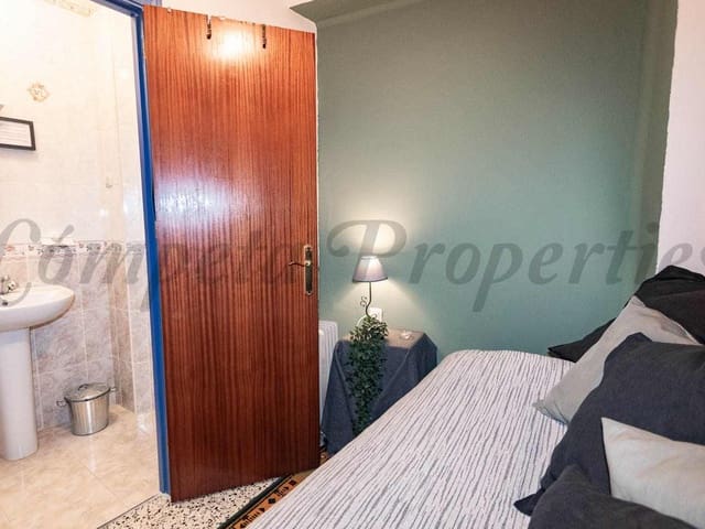 Image No.7-1 Bed Townhouse for sale