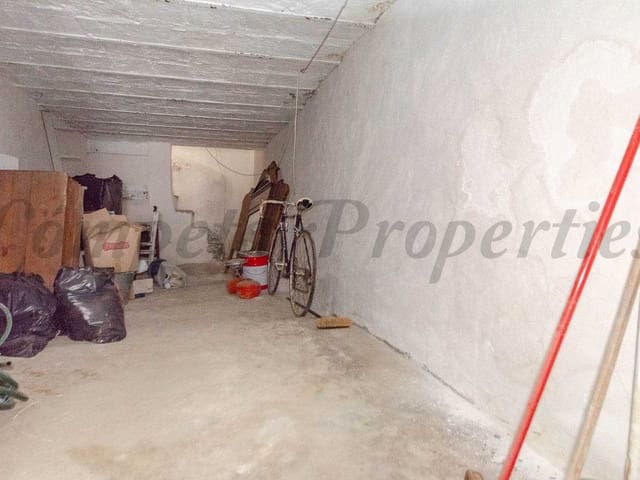 Image No.13-4 Bed Townhouse for sale