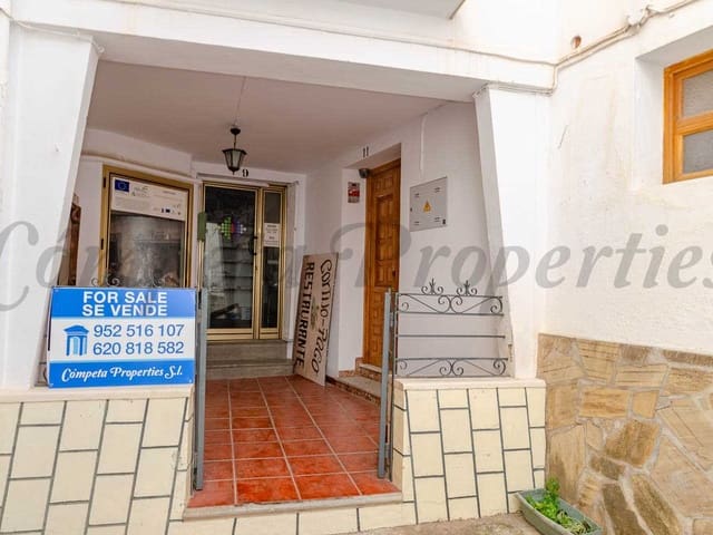 Image No.2-4 Bed Townhouse for sale