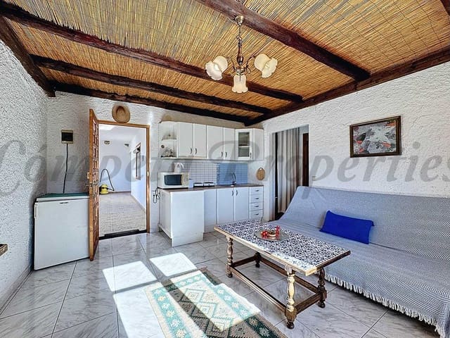 Image No.13-8 Bed Property for sale