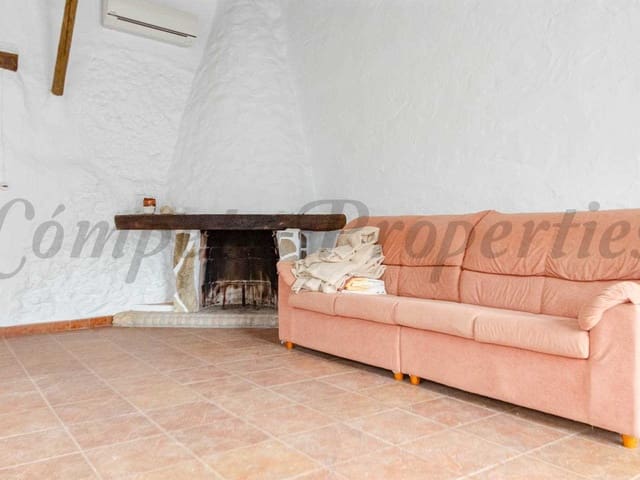 Image No.4-2 Bed Villa for sale