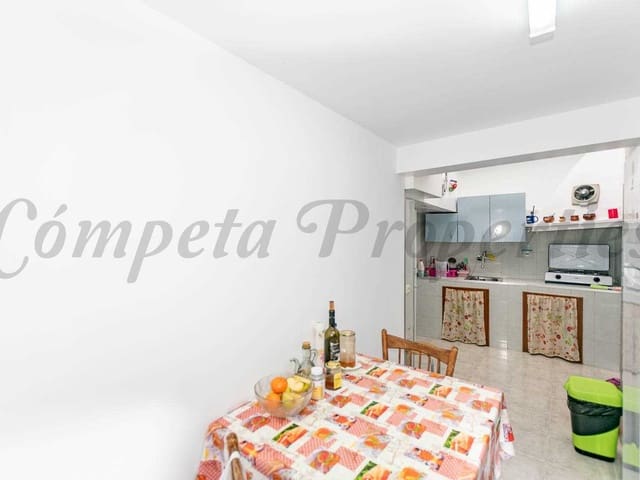 Image No.3-4 Bed Townhouse for sale